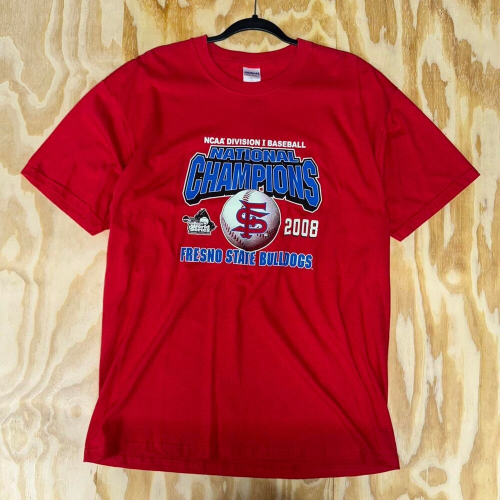 Vintage y2k ncaa division